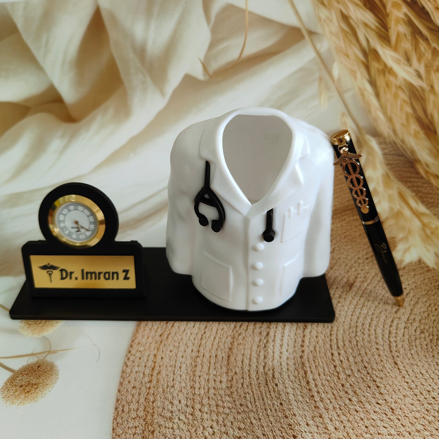 Personalized Engraved Doctors Coat Pen Stand With Pen