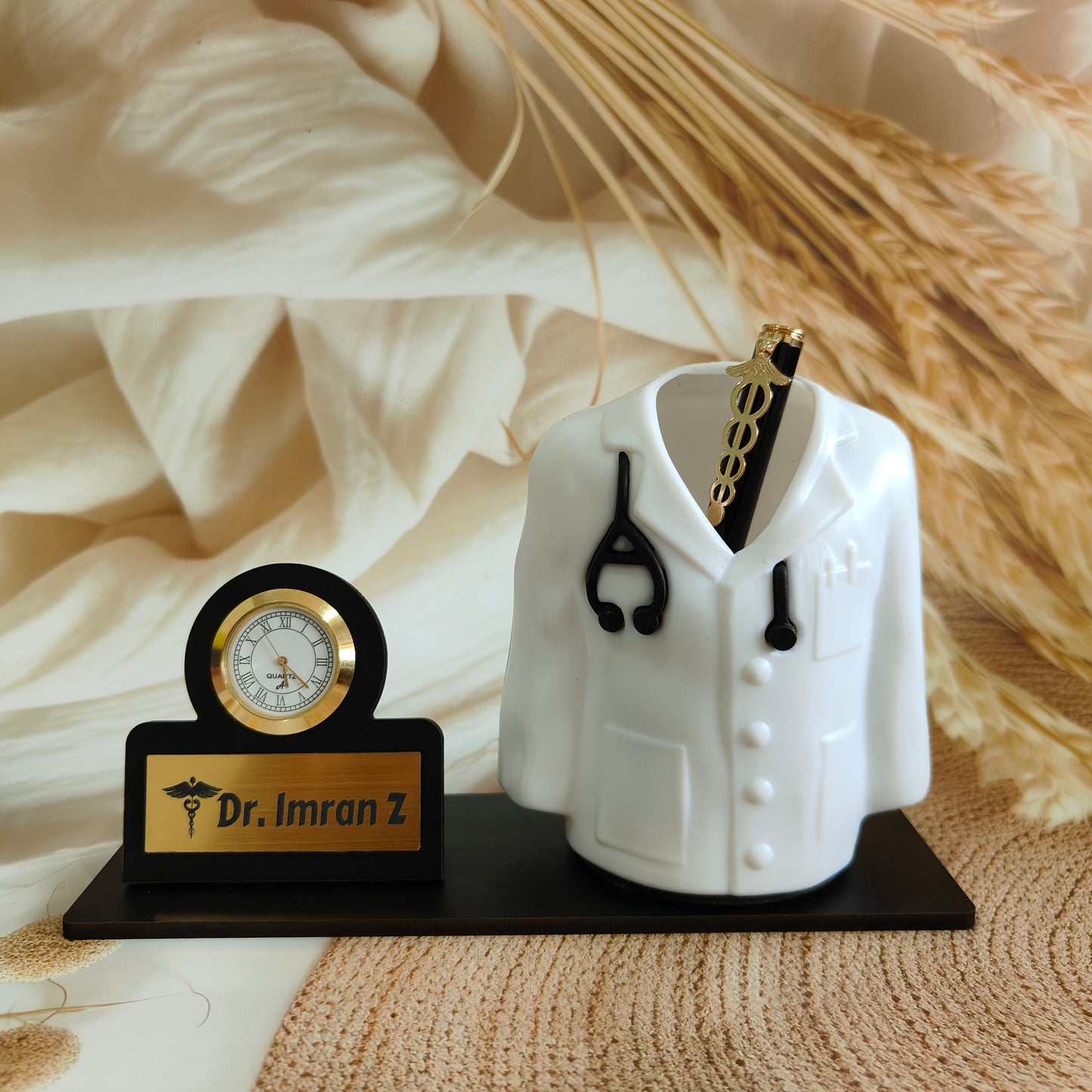 Personalized Engraved Doctors Coat Pen Stand With Pen
